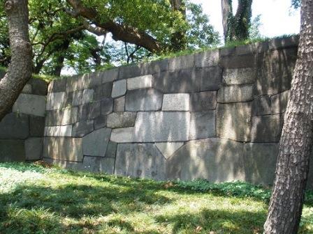 枡形内の石垣１