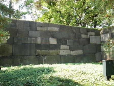 枡形内の石垣２