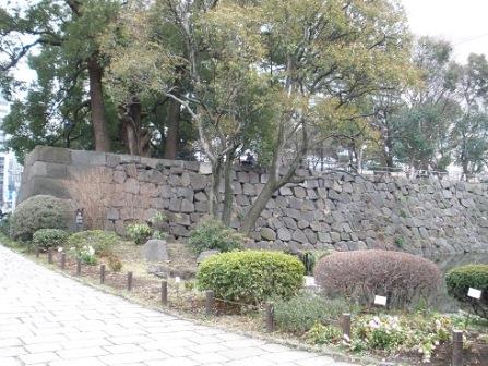 今に残る日比谷門の石垣の一部２