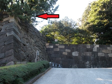 汐見坂門跡と櫓台の石垣