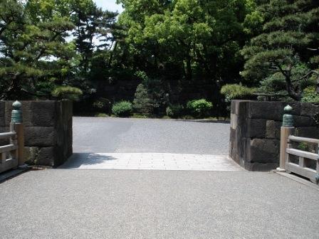 和田倉門の高麗門跡